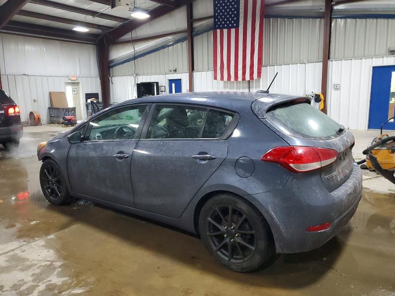 Фото 2 - KIA FORTE