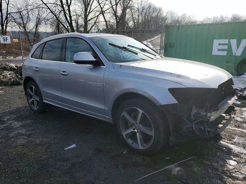 Фото 4 - AUDI Q5