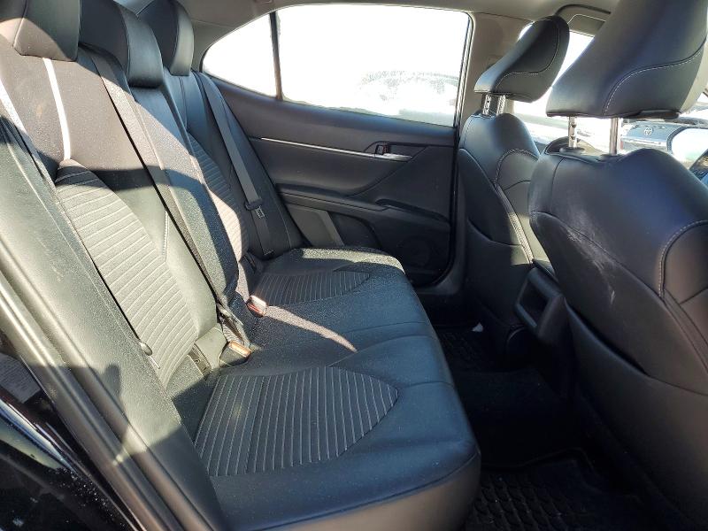 Фото 10 - TOYOTA CAMRY