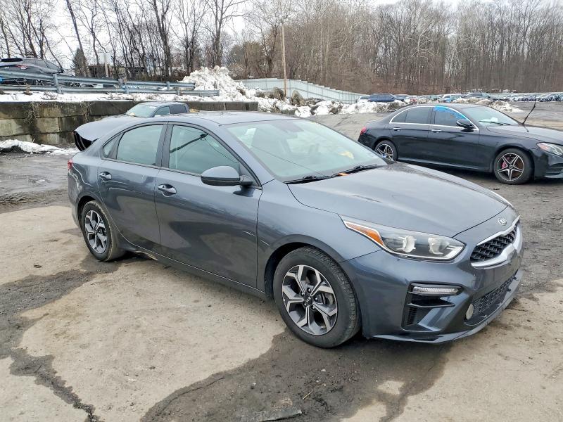 Фото 4 - KIA FORTE