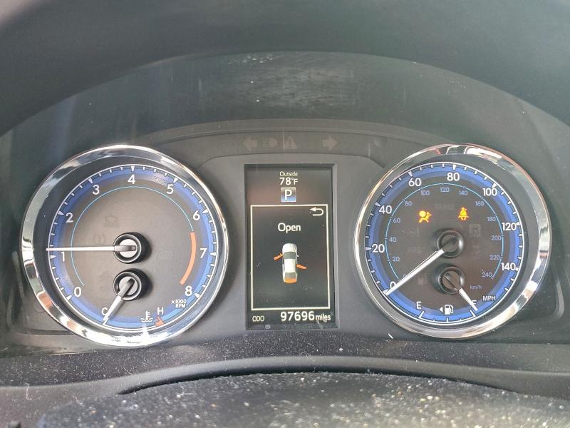 Фото 9 - TOYOTA COROLLA