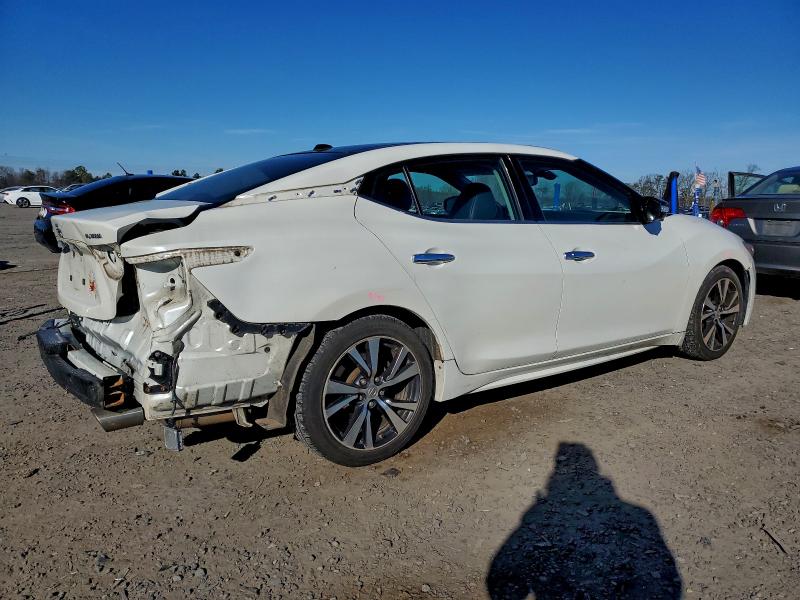 Фото 3 - NISSAN MAXIMA