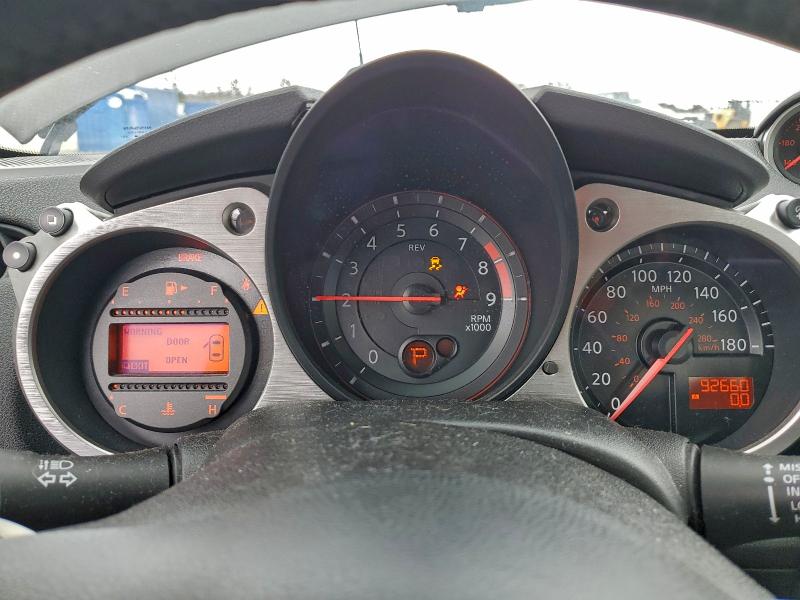 Фото 9 - NISSAN 370Z