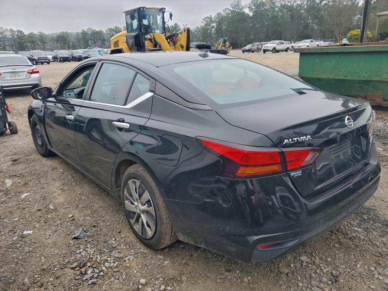 Фото 2 - NISSAN ALTIMA