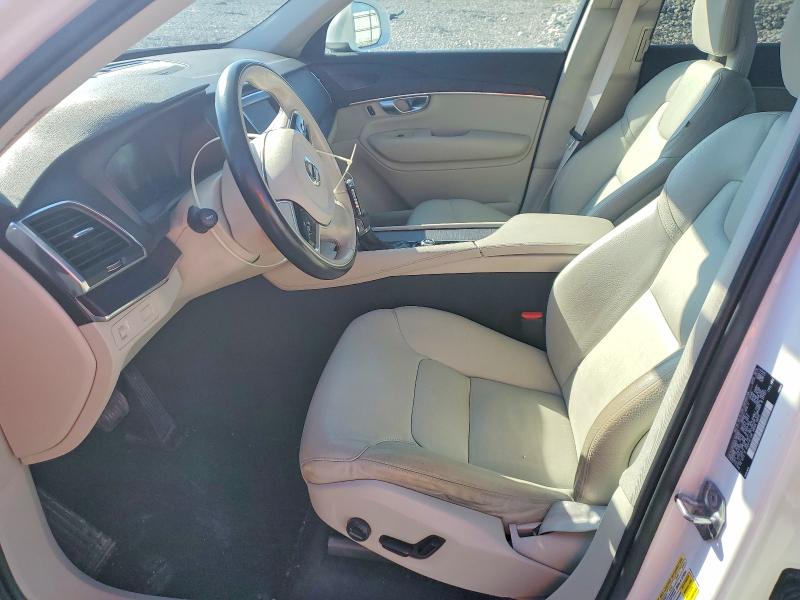 Фото 7 - VOLVO XC90