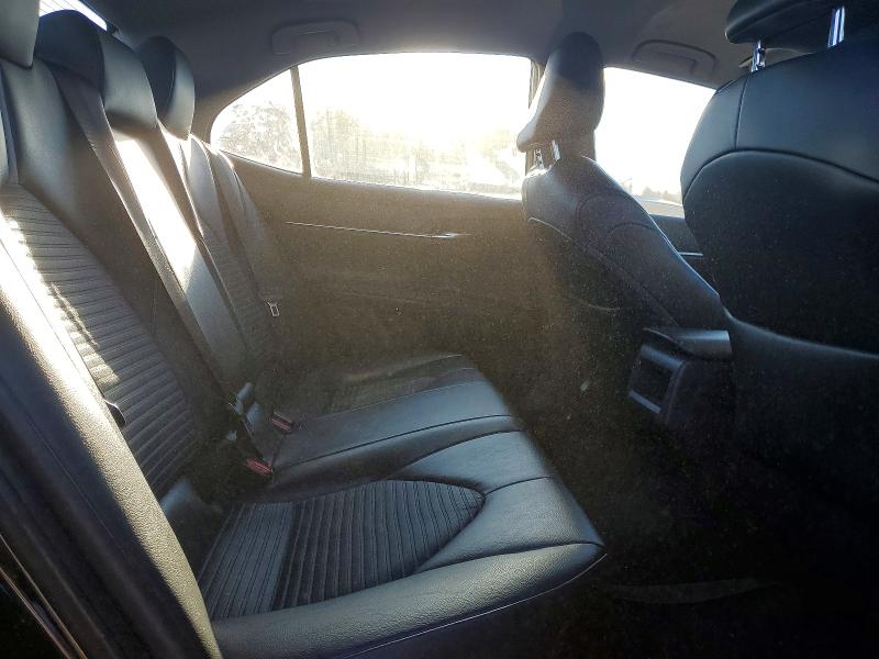 Фото 10 - TOYOTA CAMRY