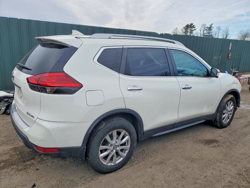 Фото 3 - NISSAN ROGUE