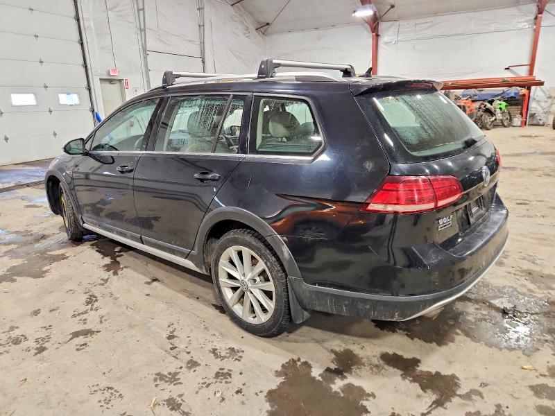 Фото 2 - VOLKSWAGEN GOLF