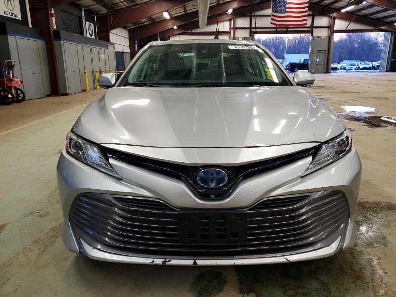 Фото 5 - TOYOTA CAMRY