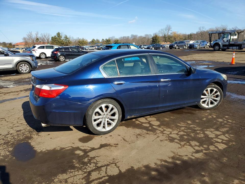 Фото 3 - HONDA ACCORD