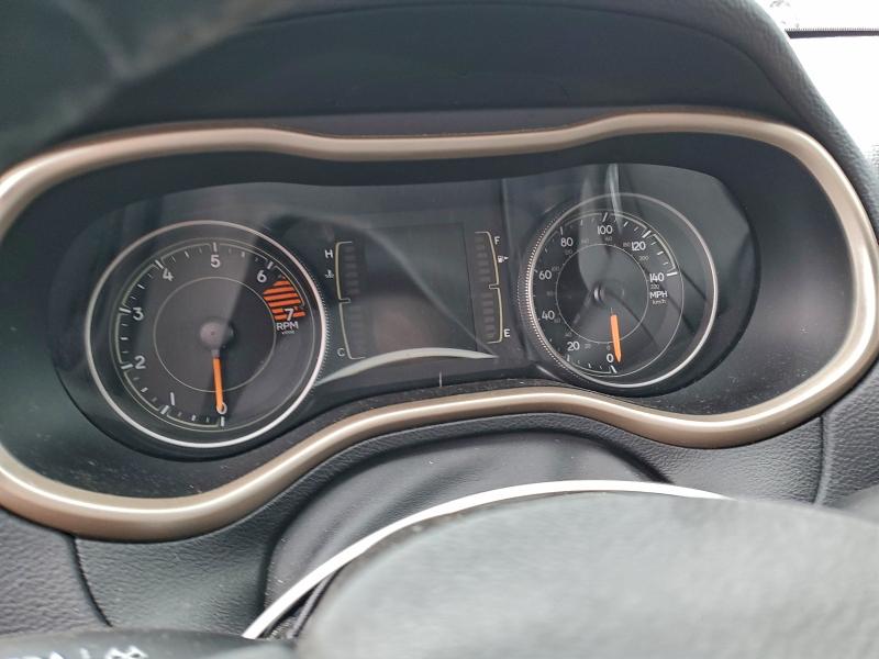 Фото 9 - JEEP GRAND CHER