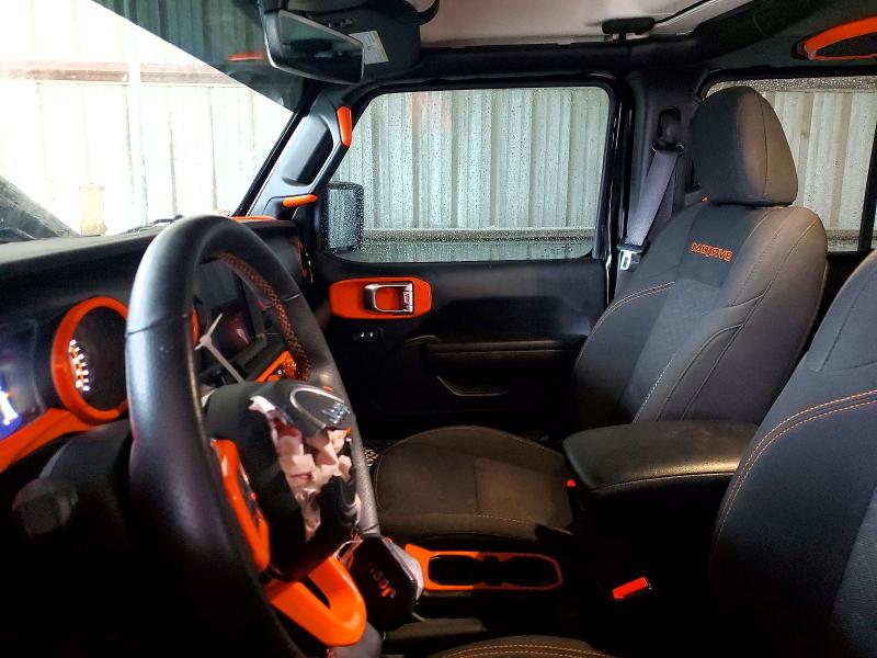 Фото 7 - JEEP GLADIATOR