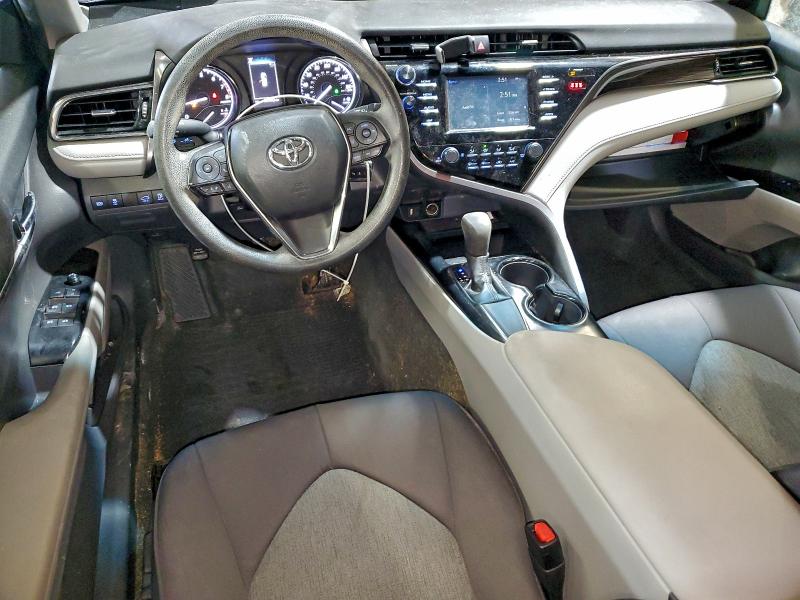 Фото 8 - TOYOTA CAMRY