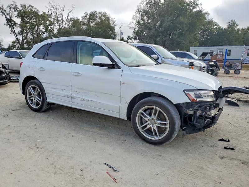 Фото 4 - AUDI Q5