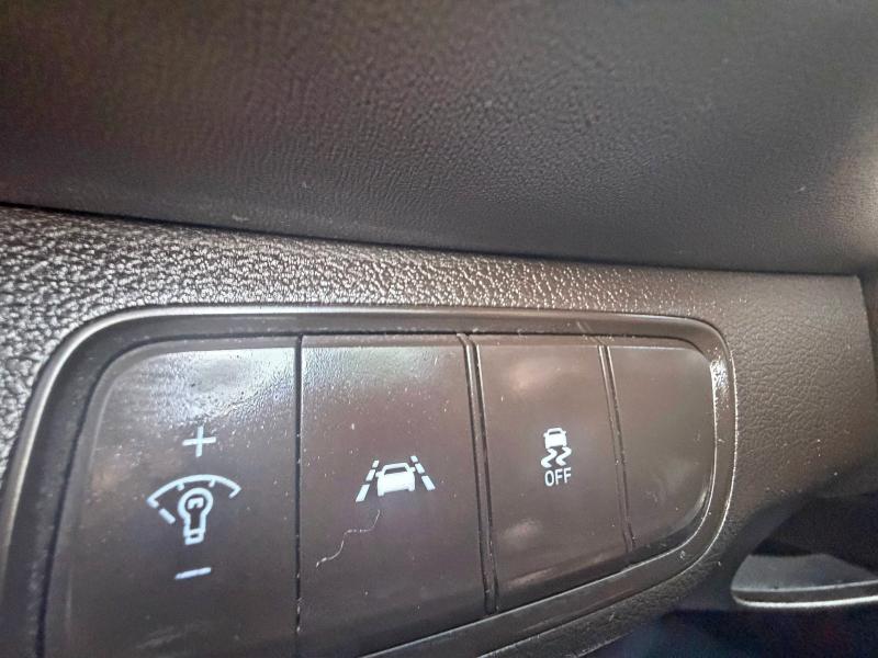 Фото 14 - HYUNDAI SANTA FE