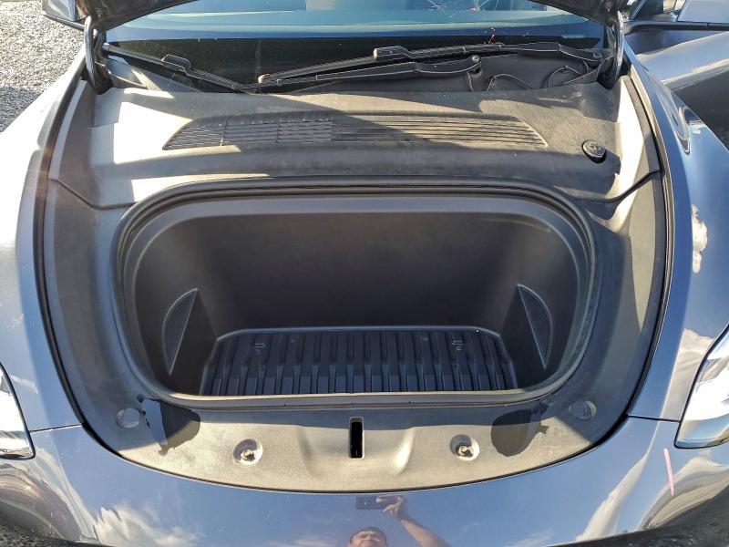 Фото 12 - TESLA MODEL Y