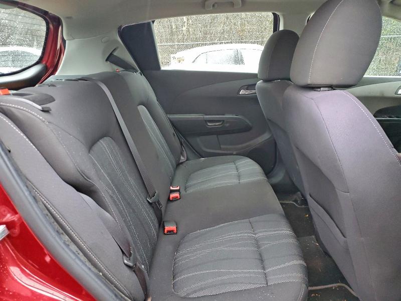 Фото 10 - CHEVROLET SONIC