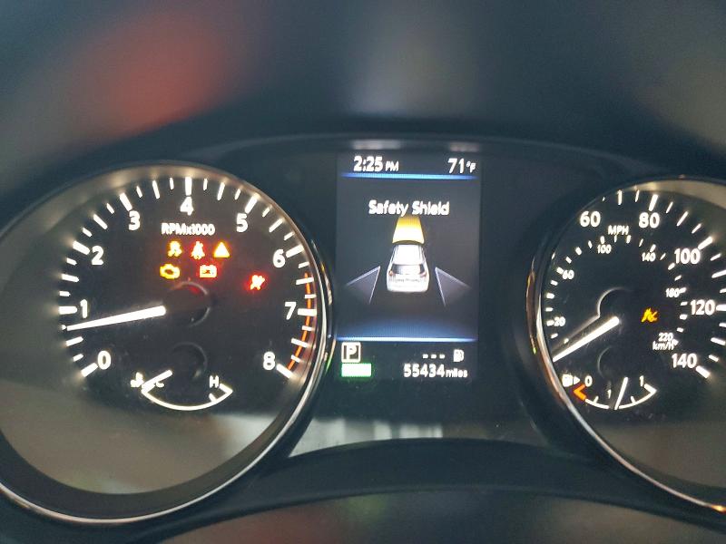 Фото 9 - NISSAN ROGUE