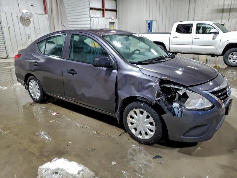 Фото 4 - NISSAN VERSA