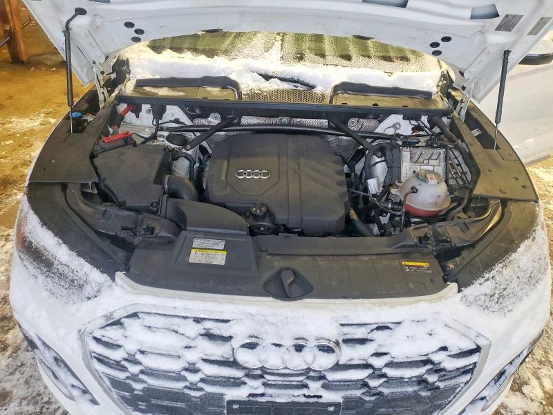 Фото 12 - AUDI Q5