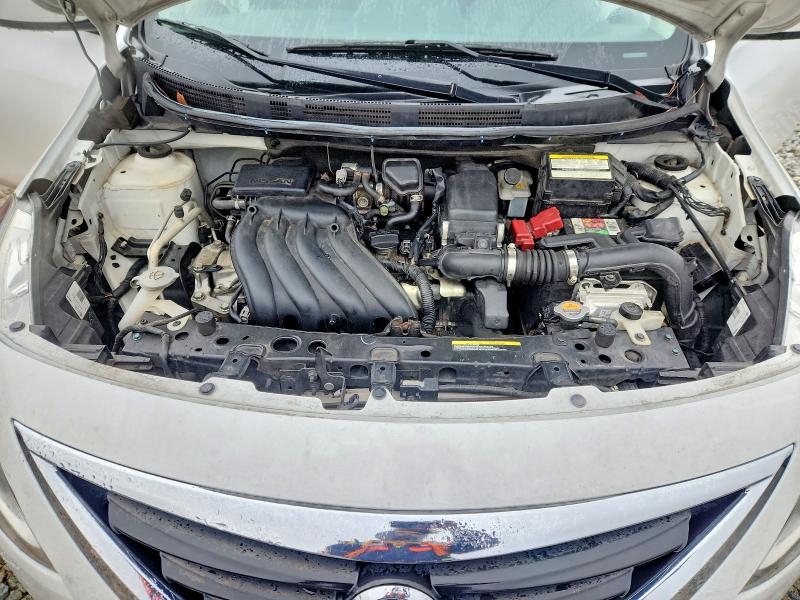 Фото 11 - NISSAN VERSA