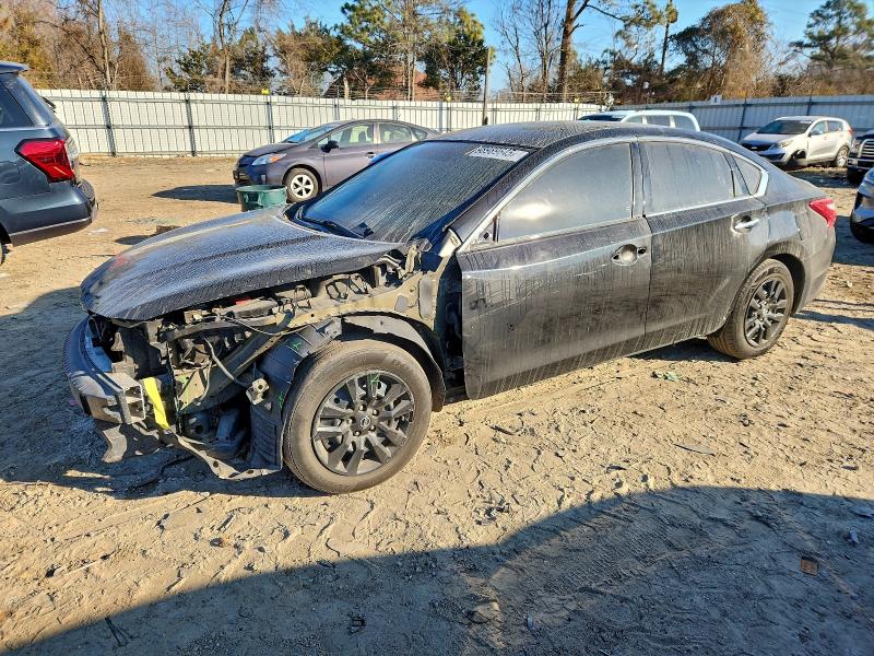 Фото 1 - NISSAN ALTIMA