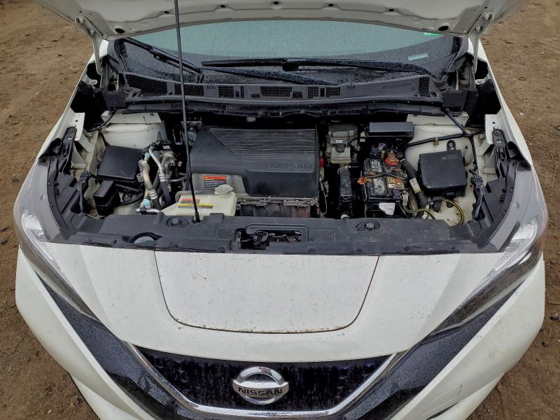 Фото 11 - NISSAN LEAF