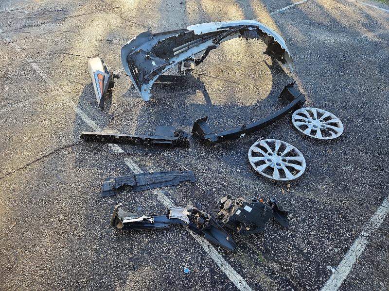 Фото 12 - KIA FORTE