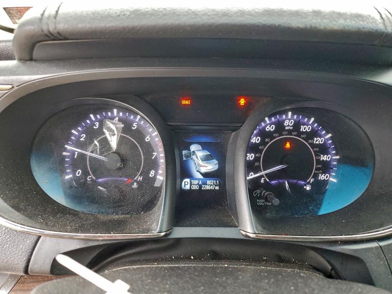 Фото 9 - TOYOTA AVALON