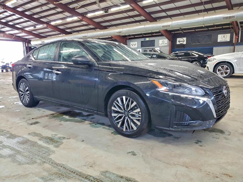 Фото 4 - NISSAN ALTIMA