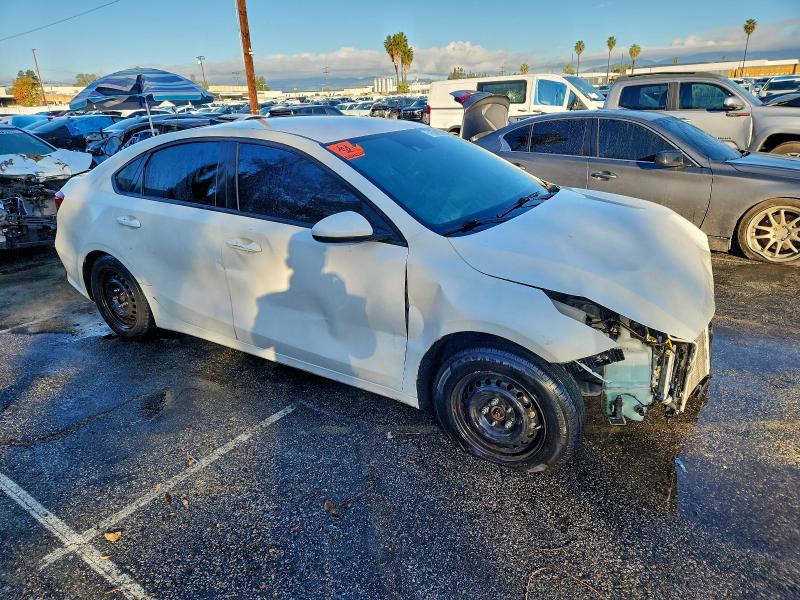 Фото 4 - KIA FORTE