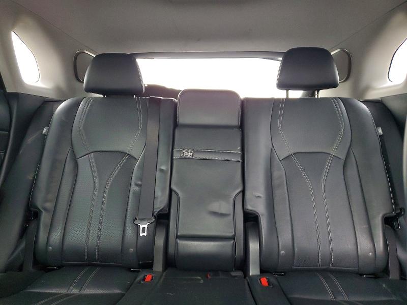 Фото 10 - LEXUS RX350