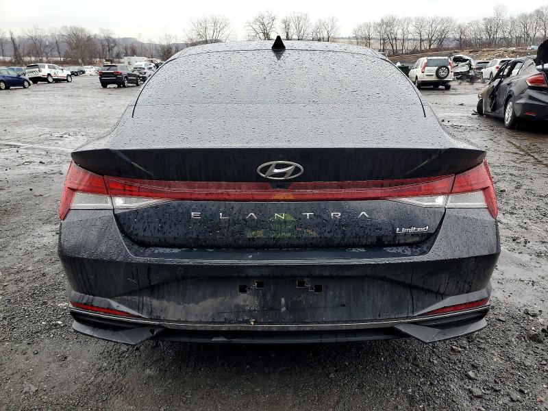 Фото 6 - HYUNDAI ELANTRA