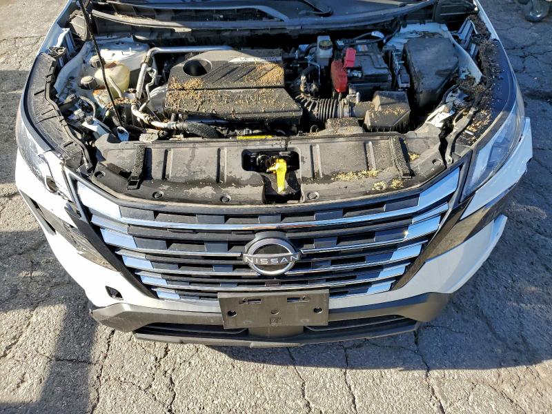 Фото 11 - NISSAN ROGUE