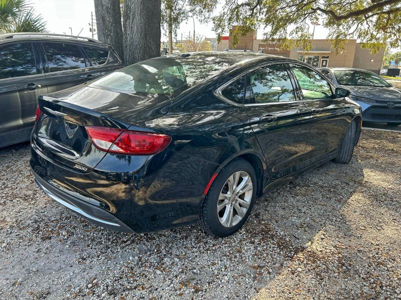 Фото 4 - CHRYSLER 200