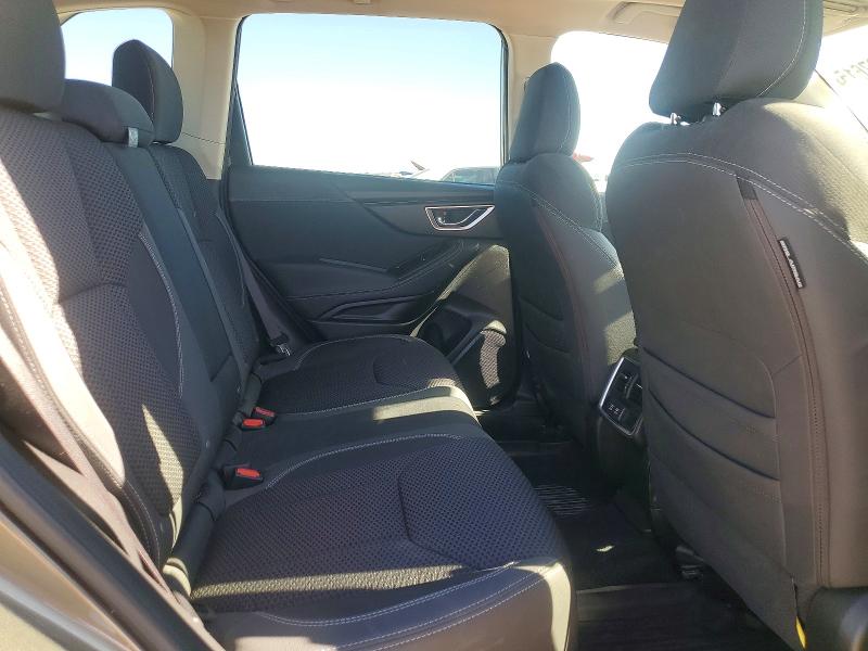 Фото 11 - SUBARU FORESTER