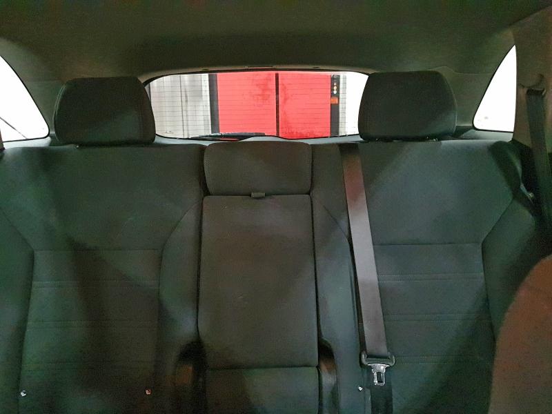 Фото 10 - KIA SORENTO