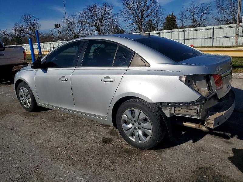 Фото 2 - CHEVROLET CRUZE