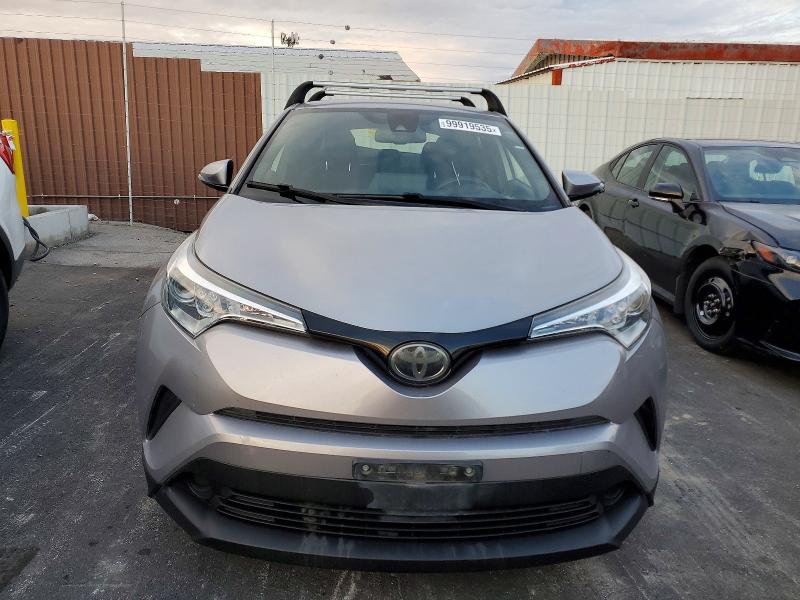 Фото 5 - TOYOTA C-HR