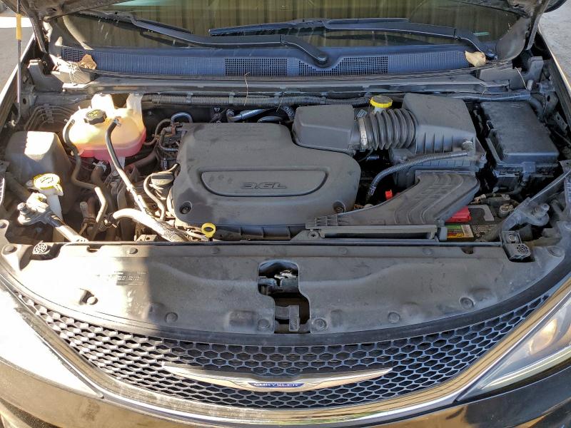 Фото 12 - CHRYSLER PACIFICA