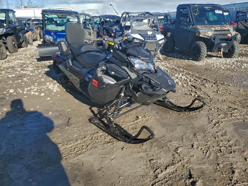 SKI-DOO SUMMIT X85 2023