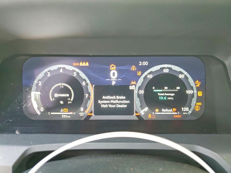 Фото 9 - TOYOTA TACOMA