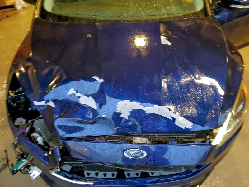 Фото 11 - FORD FOCUS