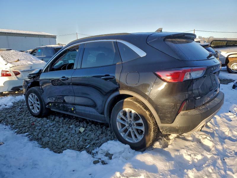 Фото 2 - FORD ESCAPE