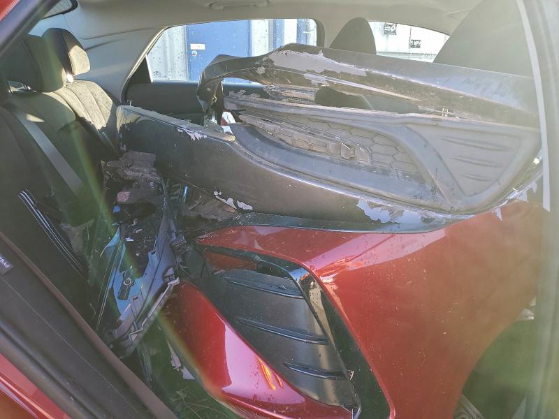 Фото 10 - HYUNDAI ELANTRA