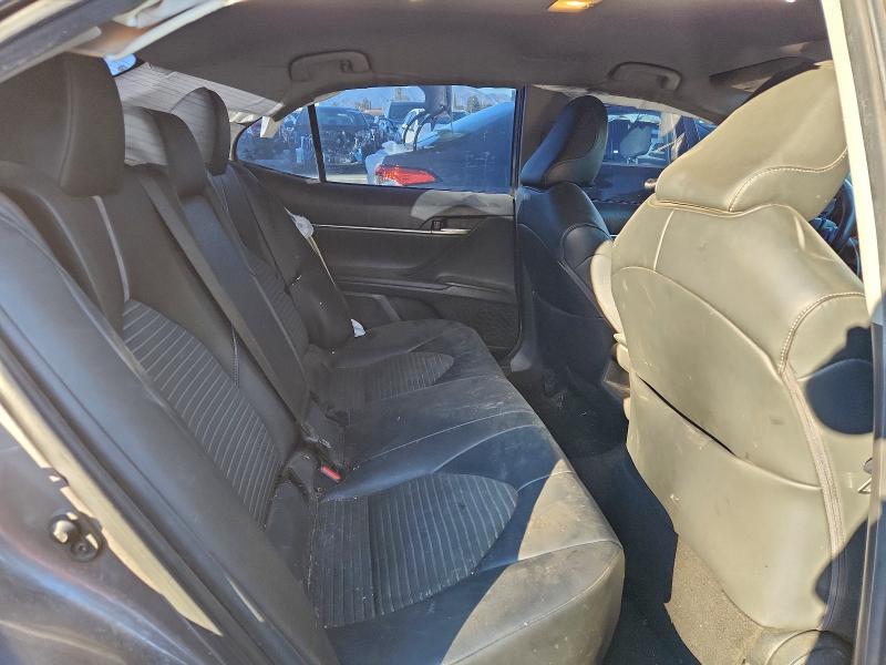 Фото 10 - TOYOTA CAMRY