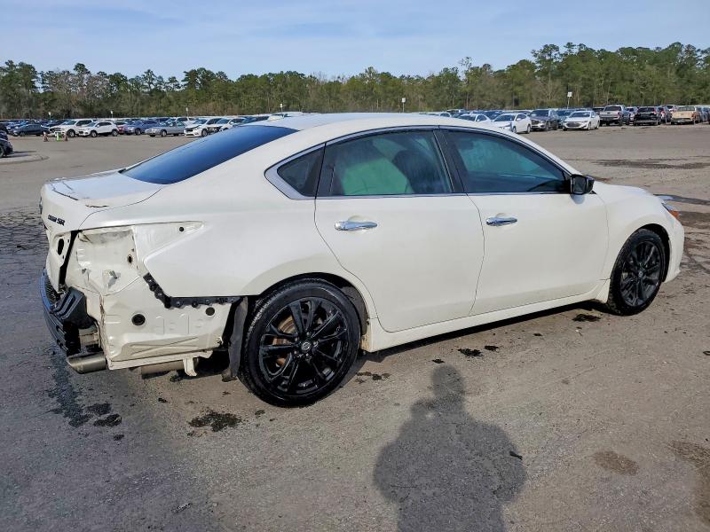 Фото 3 - NISSAN ALTIMA