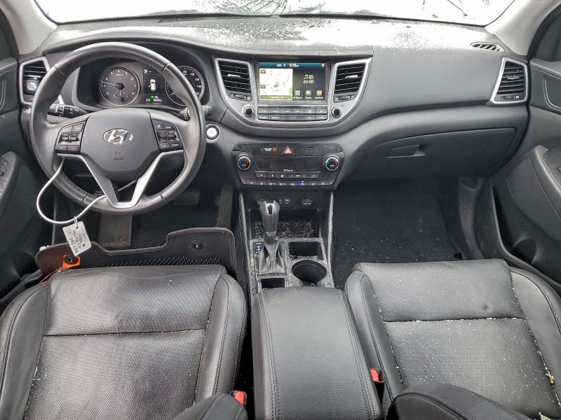 Фото 8 - HYUNDAI TUCSON