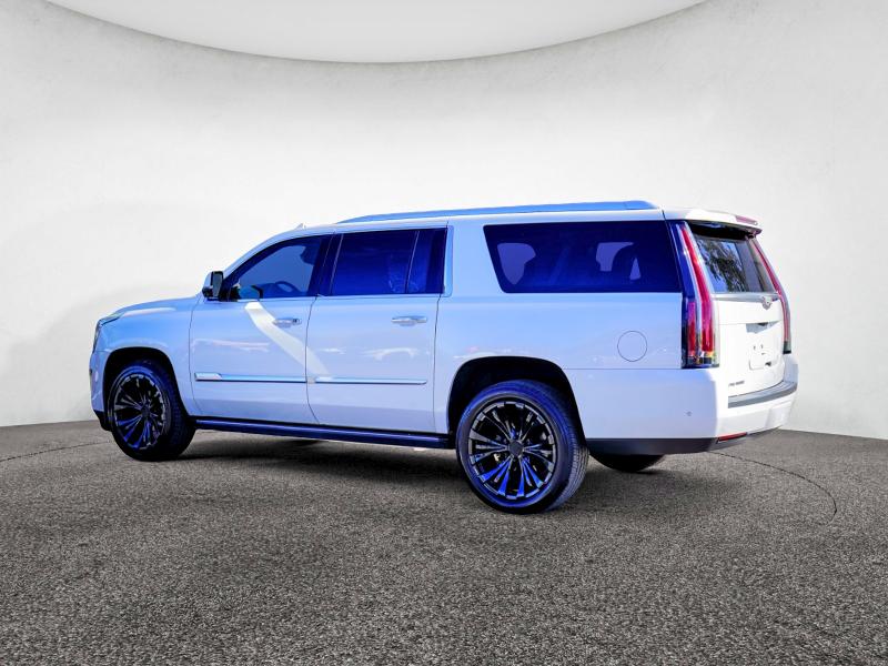 Фото 3 - CADILLAC ESCALADE