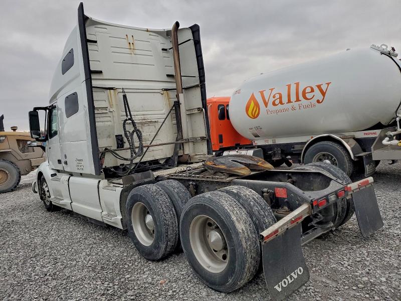 Фото 3 - VOLVO All Models